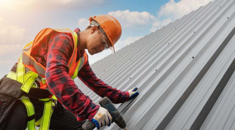 Professional residential roofers in Divernon, IL